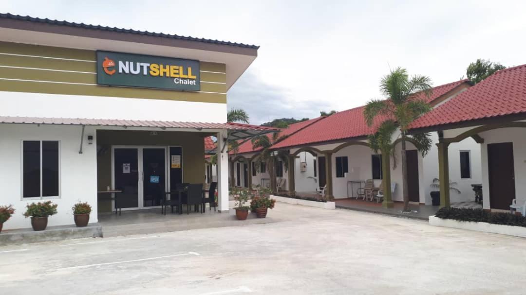 פנתאי צנאנג The Nutshell Chalet Langkawi מראה חיצוני תמונה