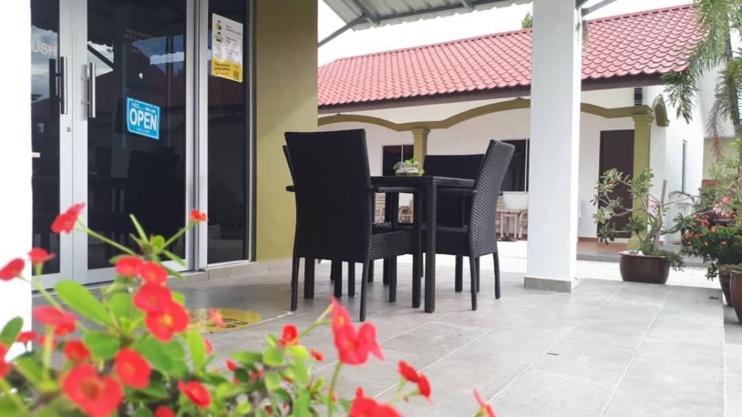פנתאי צנאנג The Nutshell Chalet Langkawi מראה חיצוני תמונה