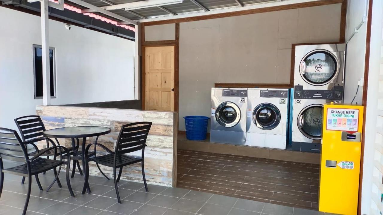 פנתאי צנאנג The Nutshell Chalet Langkawi מראה חיצוני תמונה