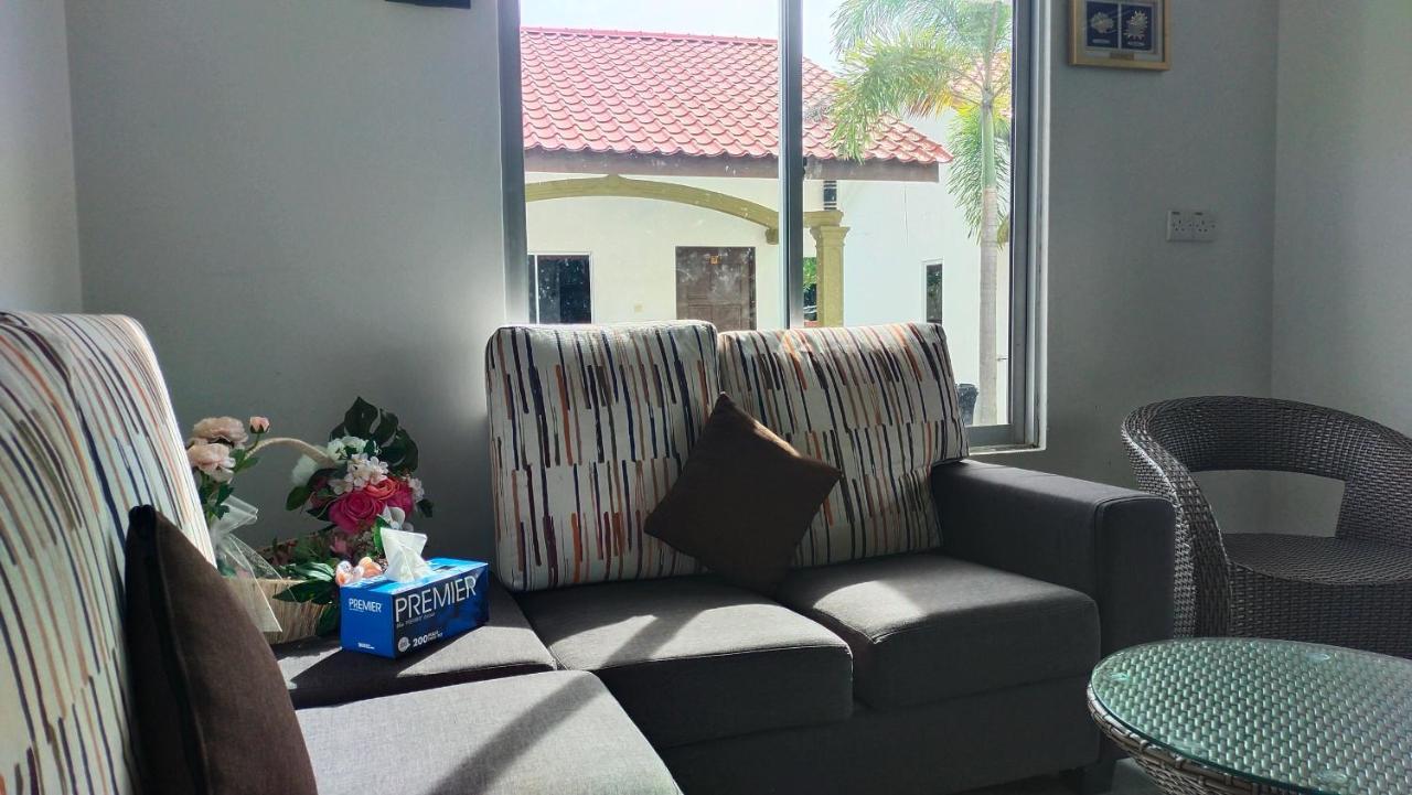 פנתאי צנאנג The Nutshell Chalet Langkawi מראה חיצוני תמונה