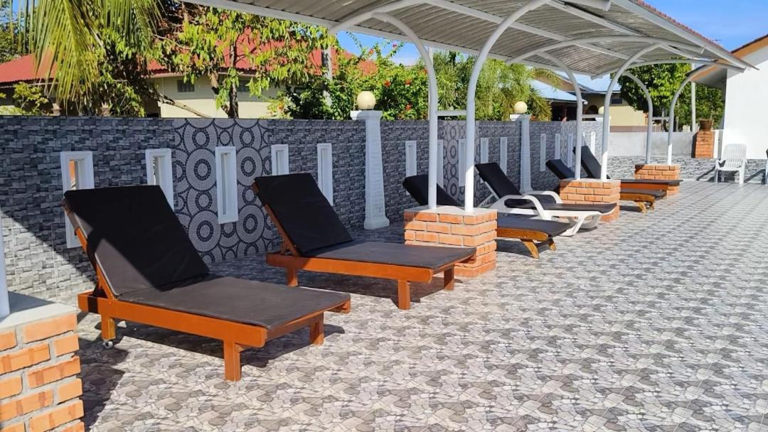 פנתאי צנאנג The Nutshell Chalet Langkawi מראה חיצוני תמונה